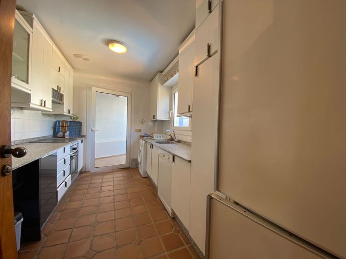 Image No.38-4 Bed Villa for sale