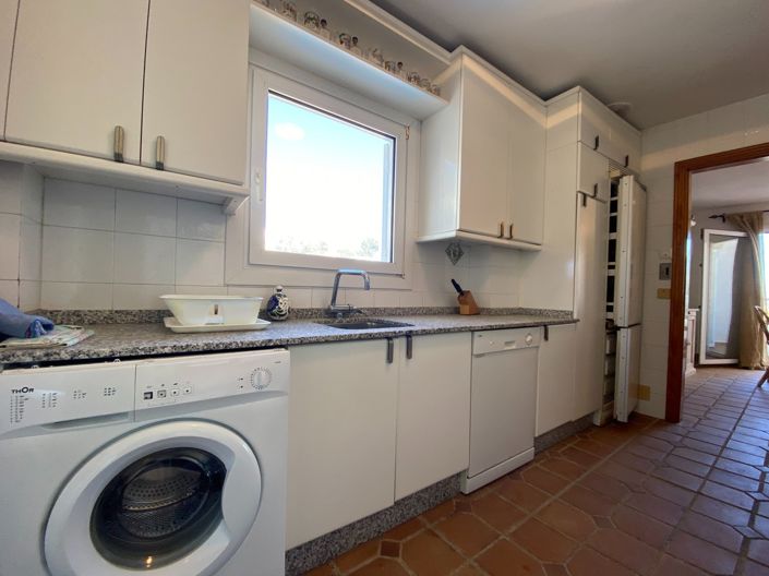 Image No.40-4 Bed Villa for sale