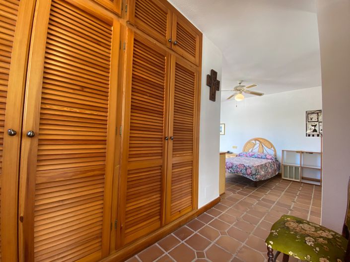 Image No.59-4 Bed Villa for sale