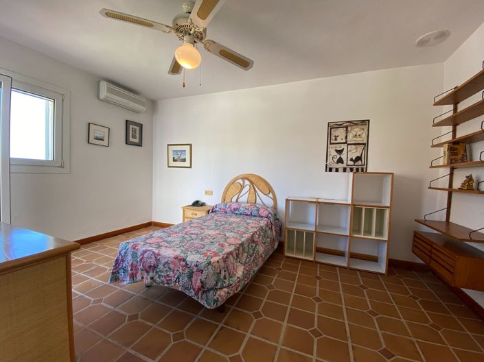 Image No.60-4 Bed Villa for sale