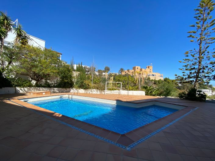 Image No.8-4 Bed Villa for sale