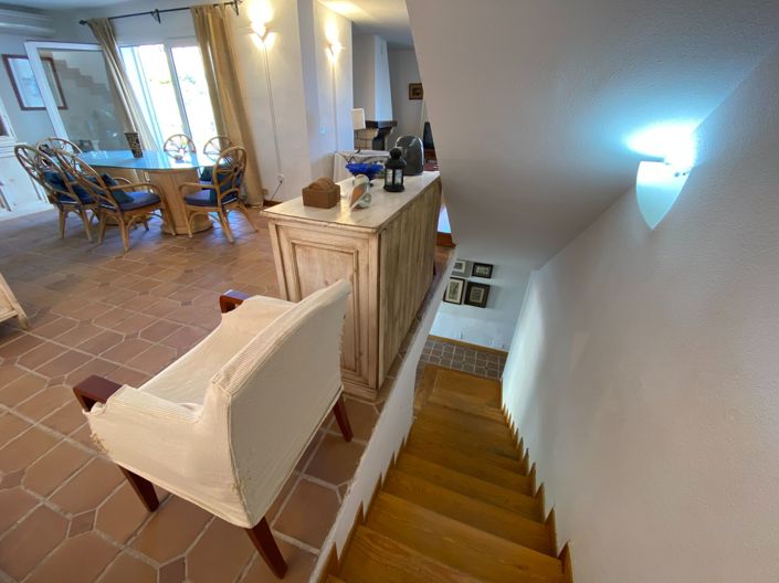 Image No.72-4 Bed Villa for sale