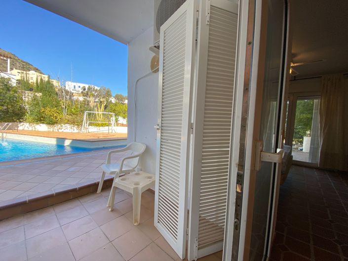 Image No.83-4 Bed Villa for sale