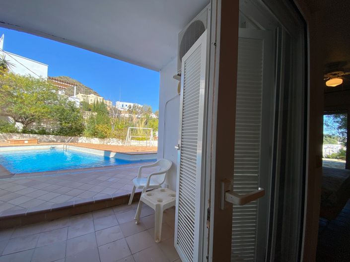 Image No.84-4 Bed Villa for sale