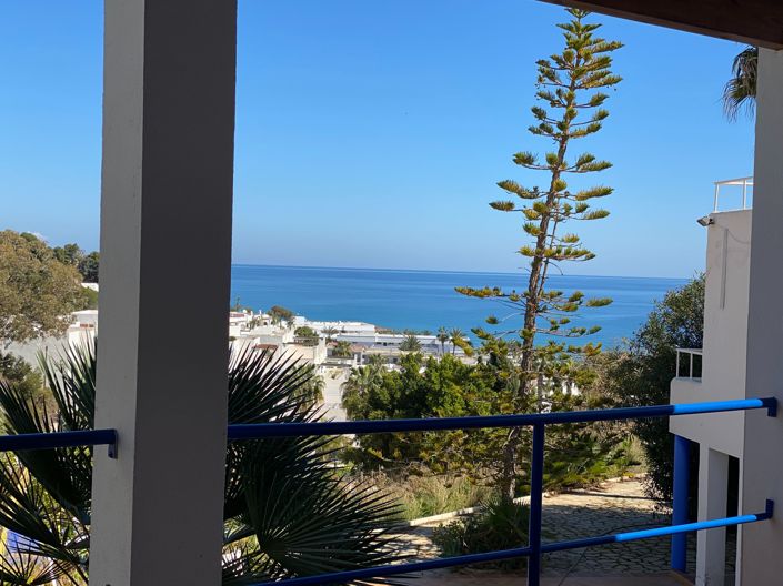 Image No.98-4 Bed Villa for sale