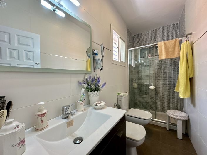 Image No.112-5 Bed Villa for sale