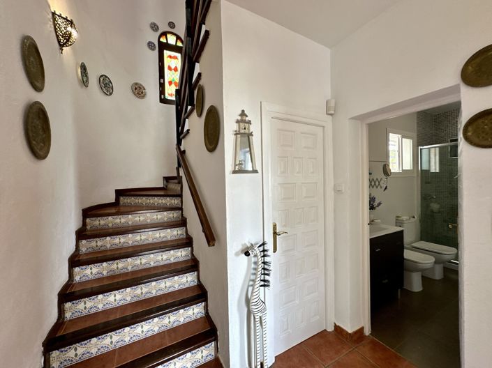 Image No.127-5 Bed Villa for sale