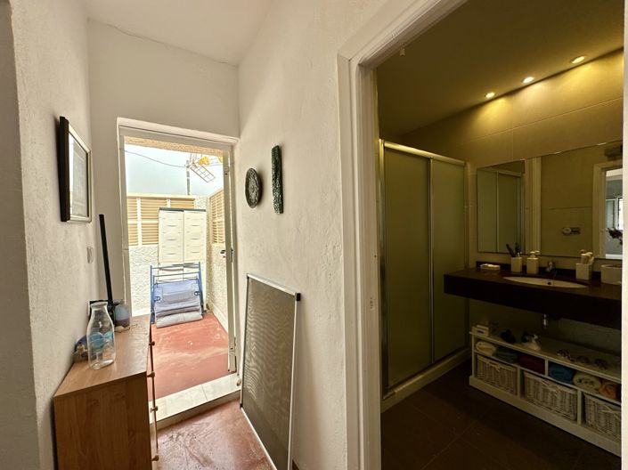 Image No.132-5 Bed Villa for sale