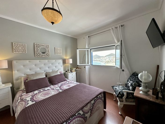 Image No.153-5 Bed Villa for sale