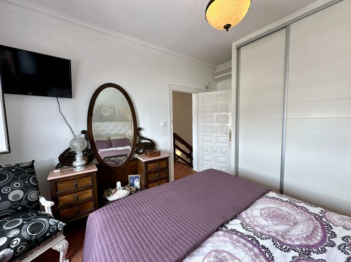 Image No.155-5 Bed Villa for sale