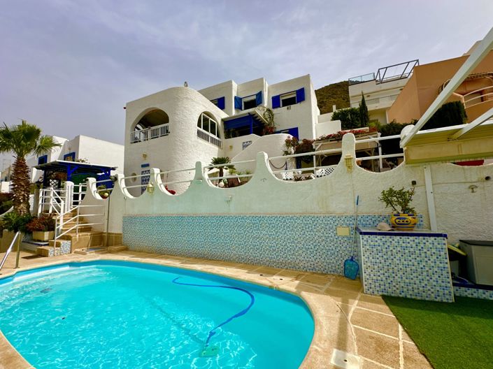 Image No.168-5 Bed Villa for sale