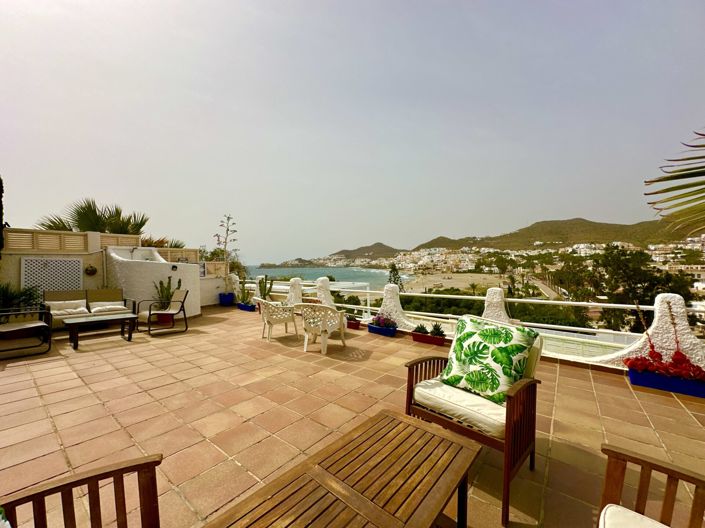 Image No.47-5 Bed Villa for sale