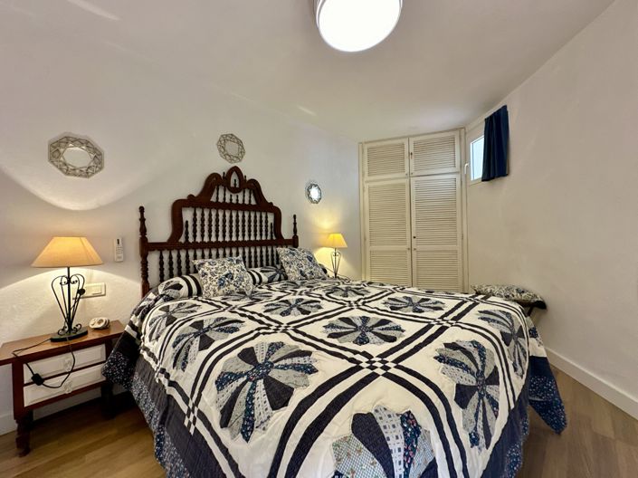 Image No.65-5 Bed Villa for sale