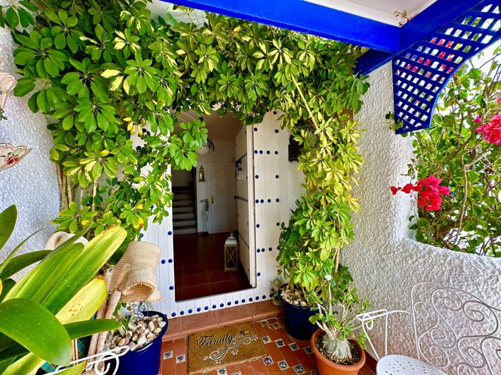 Image No.78-5 Bed Villa for sale