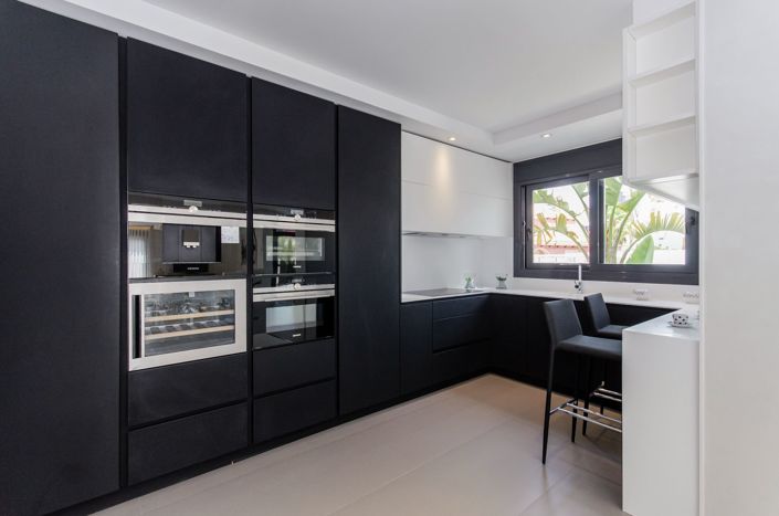 Image No.13-3 Bed Villa for sale