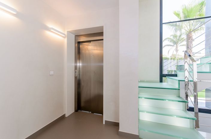 Image No.70-3 Bed Villa for sale