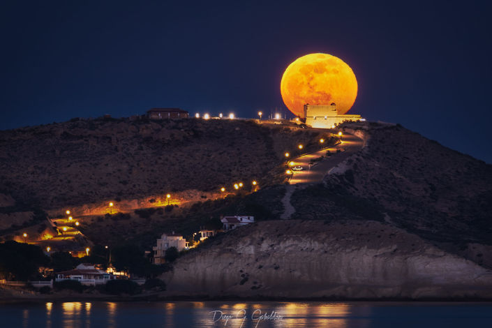 Image No.55-2 Bed Property for sale