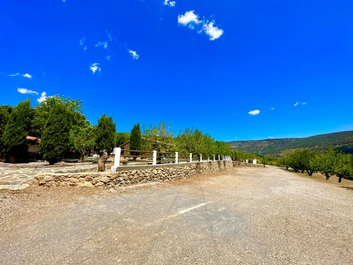 Image No.119-5 Bed Property for sale