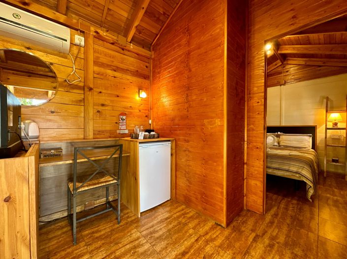 Image No.19-5 Bed Property for sale