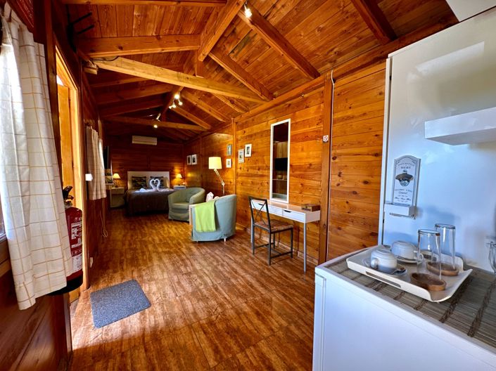 Image No.40-5 Bed Property for sale