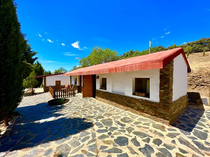 Image No.50-5 Bed Property for sale