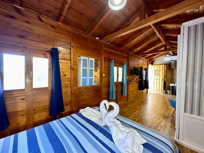 Image No.74-5 Bed Property for sale