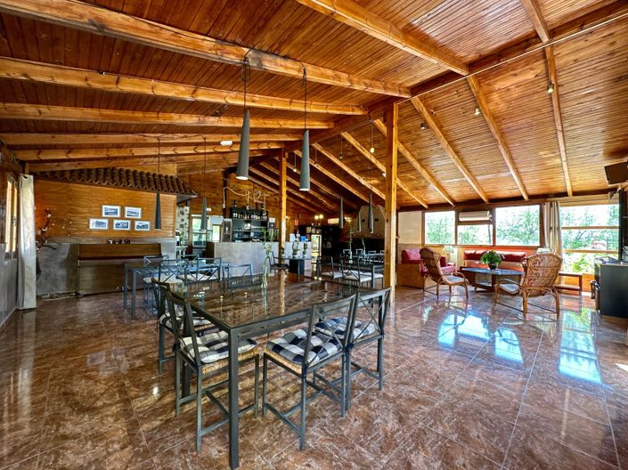 Image No.86-5 Bed Property for sale