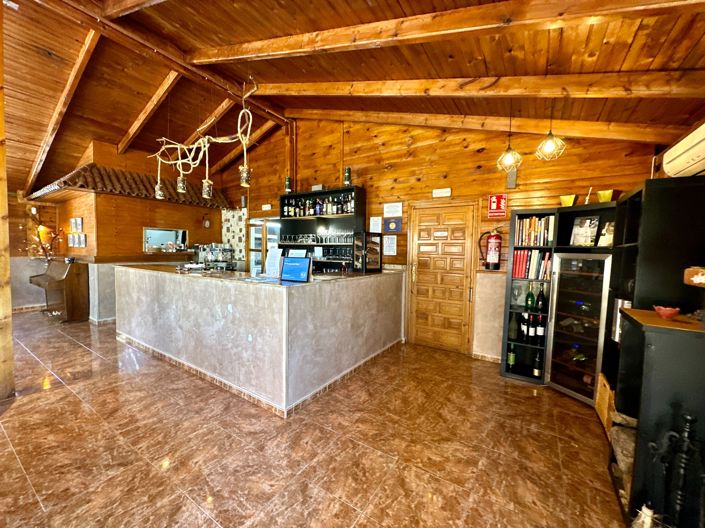 Image No.91-5 Bed Property for sale