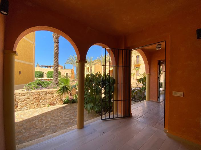 Image No.44-2 Bed Property for sale