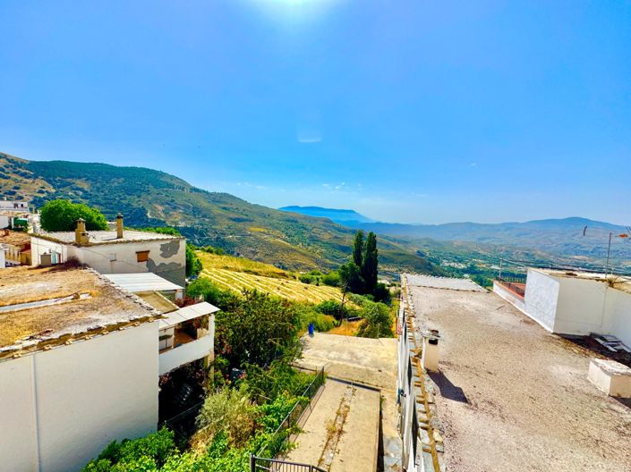 Image No.24-4 Bed House for sale