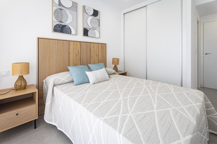 Image No.62-2 Bed Apartment for sale