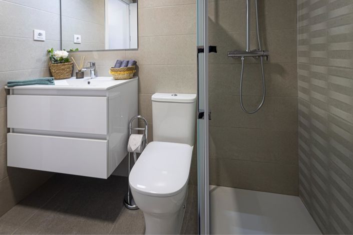 Image No.72-2 Bed Apartment for sale