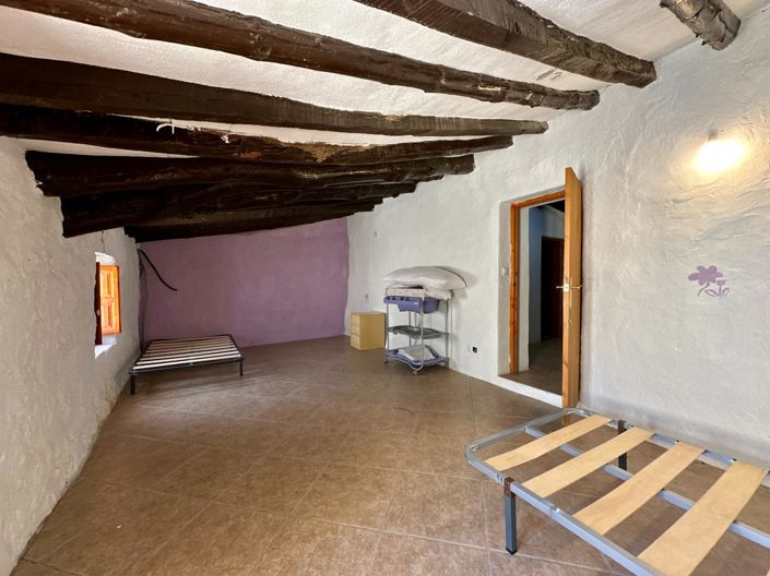 Image No.45-4 Bed Townhouse for sale