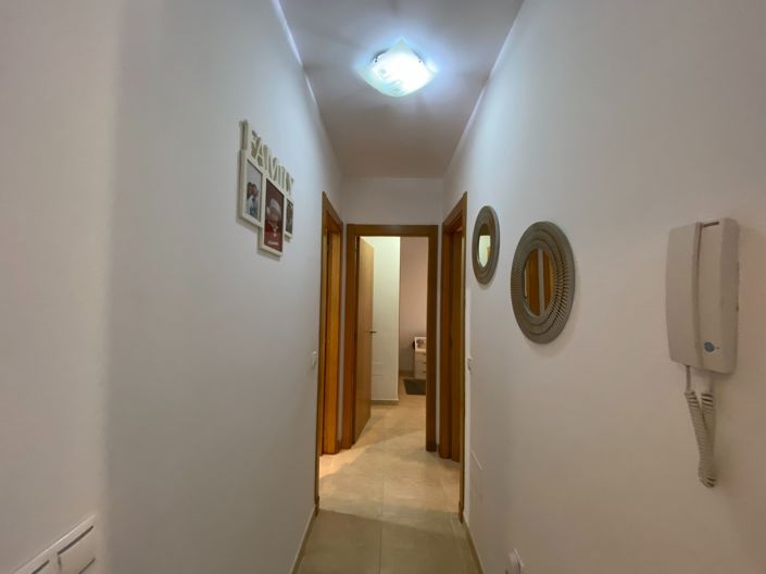 Image No.25-2 Bed Apartment for sale