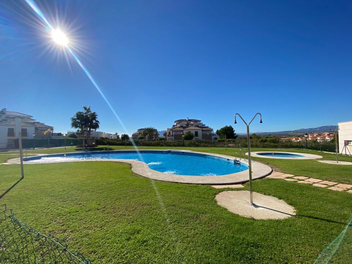 Image No.57-2 Bed Apartment for sale