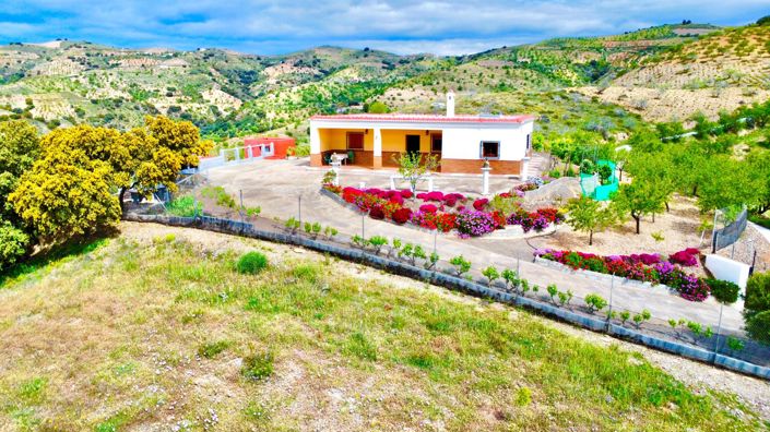 Image No.3-3 Bed Villa for sale