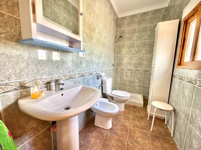 Image No.25-3 Bed Villa for sale