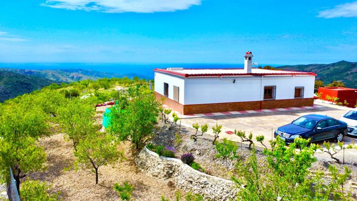 Image No.4-3 Bed Villa for sale