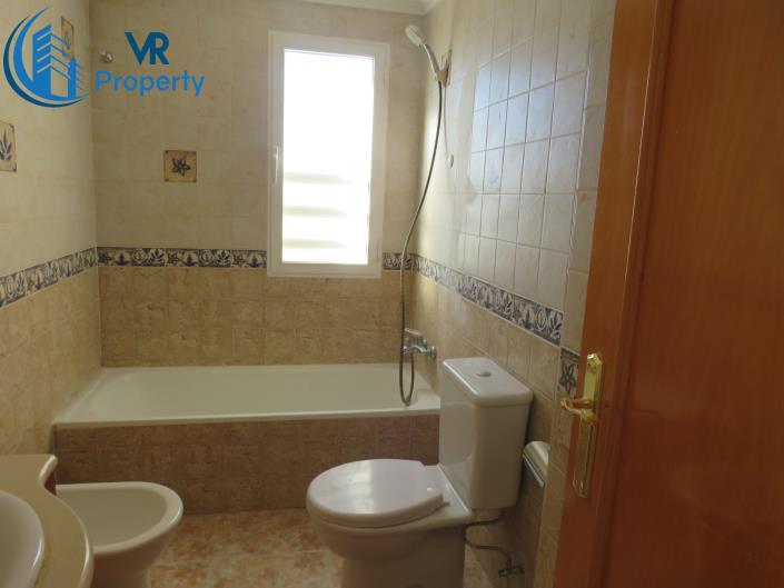 Image No.18-3 Bed Apartment for sale