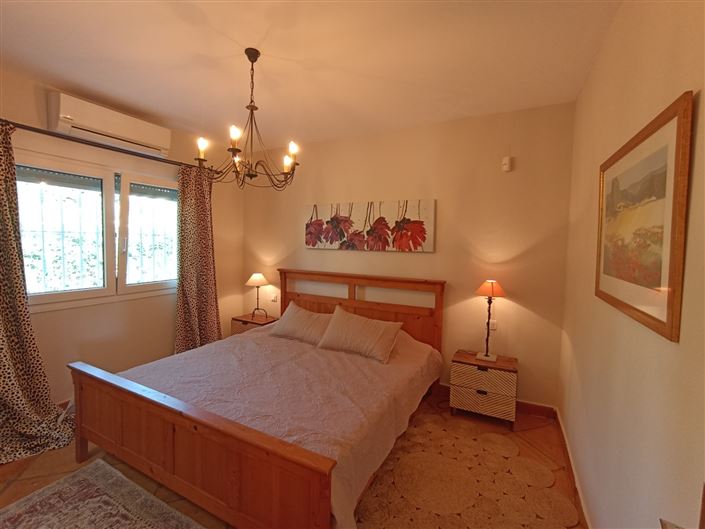 Image No.34-4 Bed Villa for sale