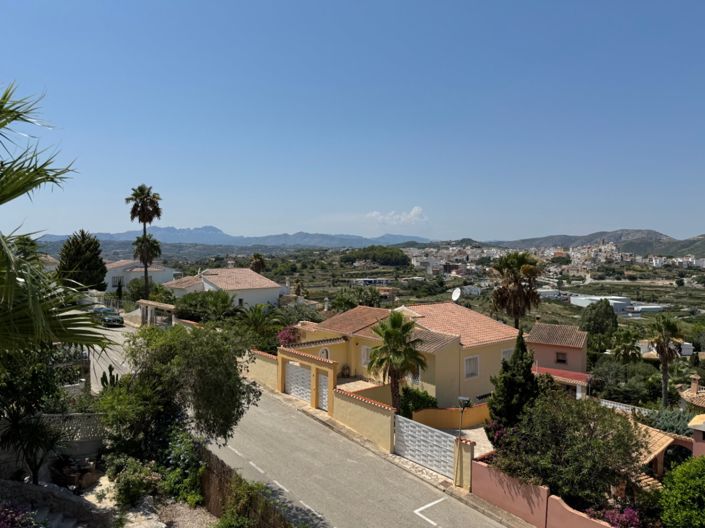 Image No.12-3 Bed Bungalow for sale