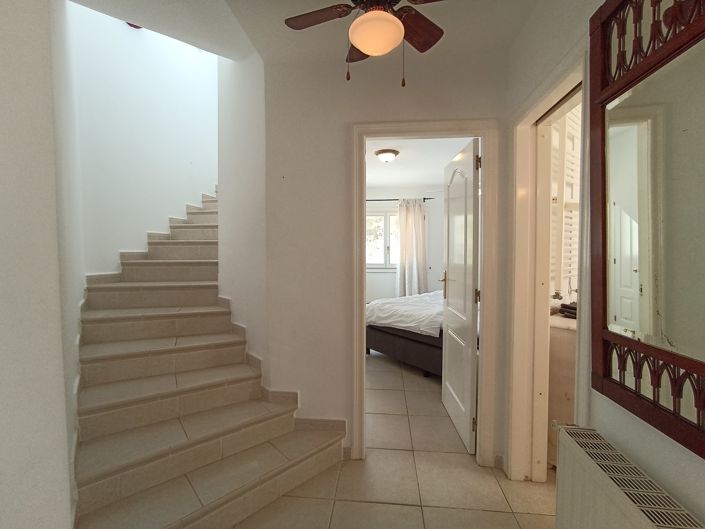 Image No.27-4 Bed Villa for sale