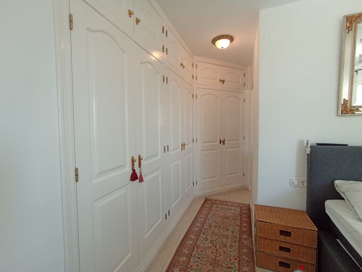 Image No.29-4 Bed Villa for sale