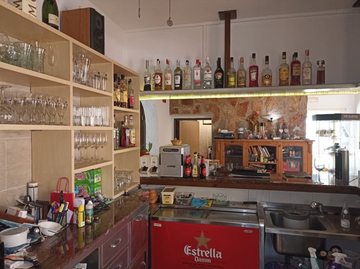 Image No.14-2 Bed Property for sale