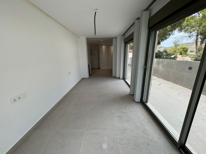 Image No.11-4 Bed Villa for sale