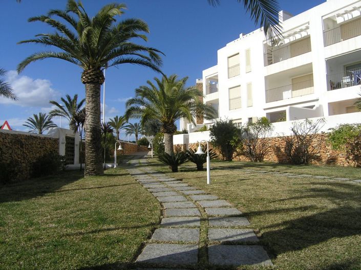 Image No.25-3 Bed Apartment for sale