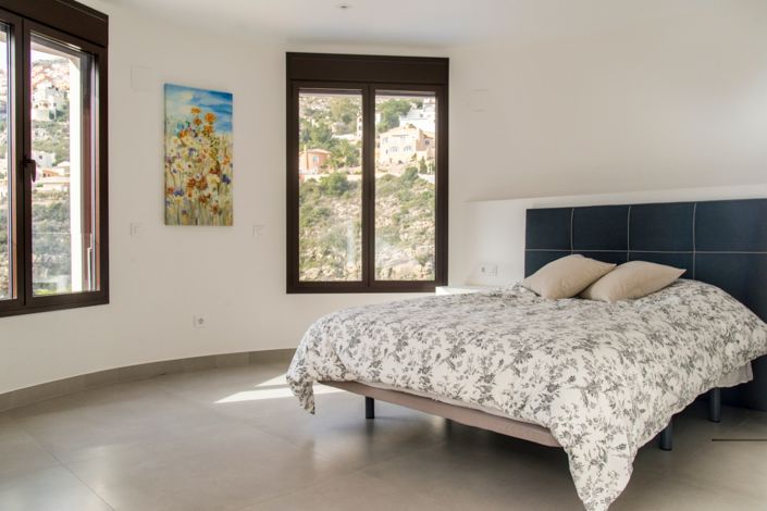 Image No.13-3 Bed Villa for sale