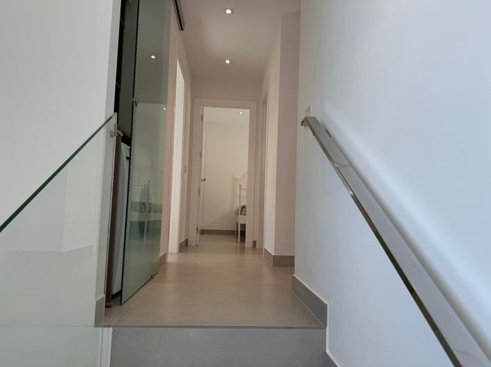 Image No.45-3 Bed Villa for sale