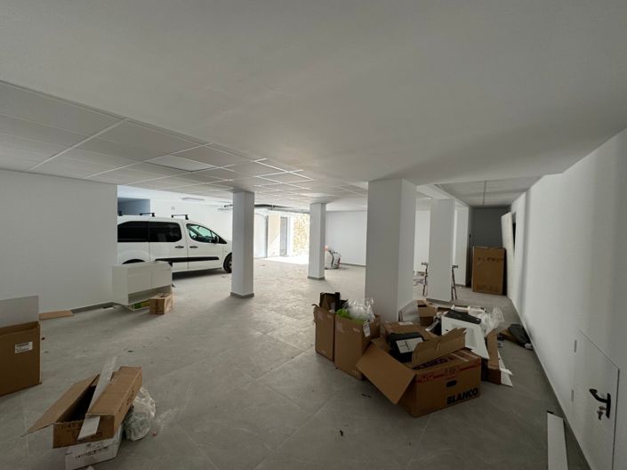 Image No.34-3 Bed Villa for sale