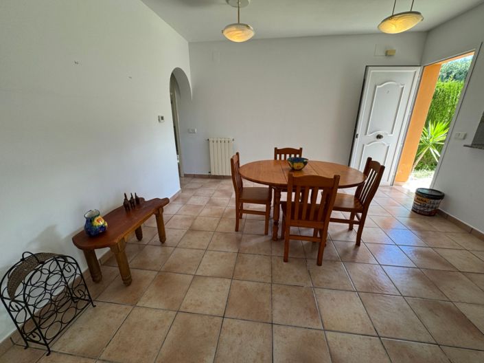 Image No.15-2 Bed Villa for sale